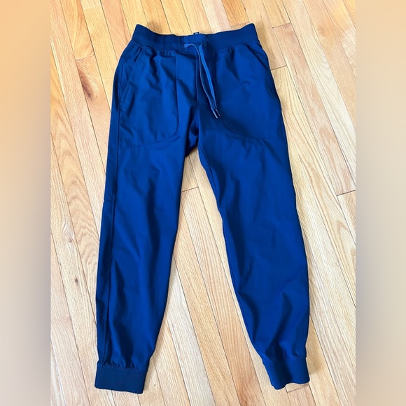 Lululemon Joggers Size Medium - Picture 4 of 14